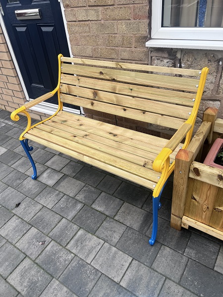 Right Bench Thumbnail